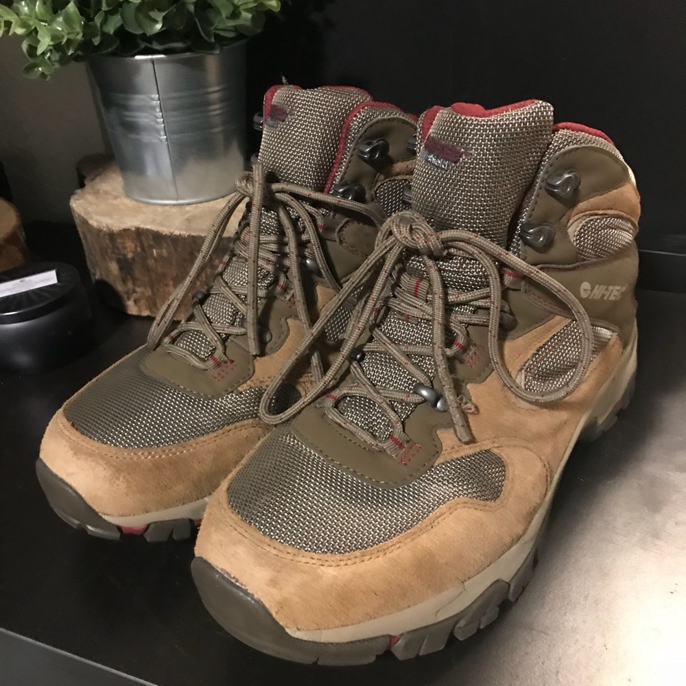 Hi-Tec Hiking Boots